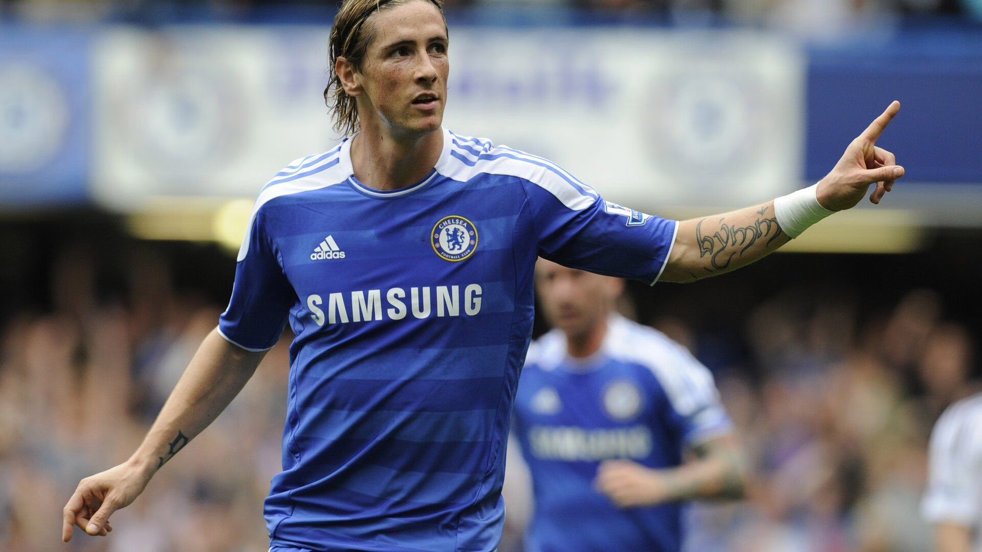 开云体育网页版入口-球迷自制短视频：最感人、最激励人心的现场瞬间，足球球迷的视频